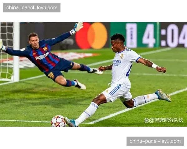 花絮：马德里德比前，伯纳乌球场外双方球迷发生小规模冲突